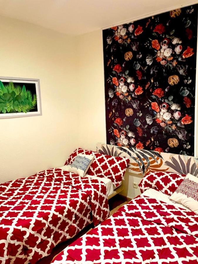 Sol Montera & Parking Tph Bed & Breakfast Madrid Exterior foto